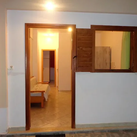 Elena's House דירה