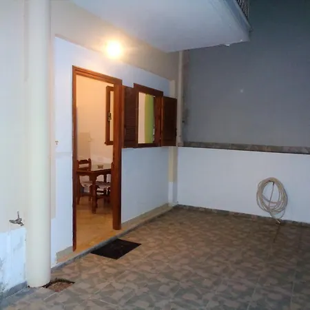 Elena's House * קלמאטה