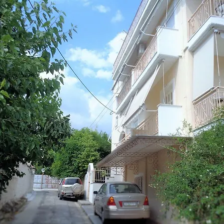 Apartment Elena's House